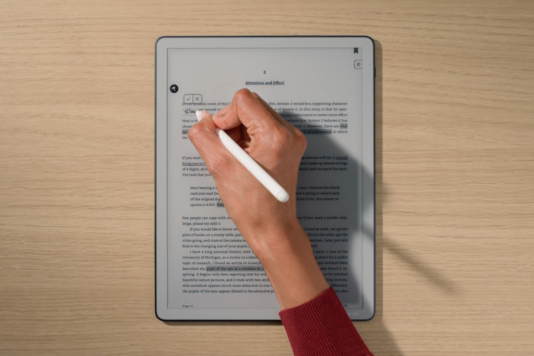 A person annotates a document on the Kindle Scribe.
