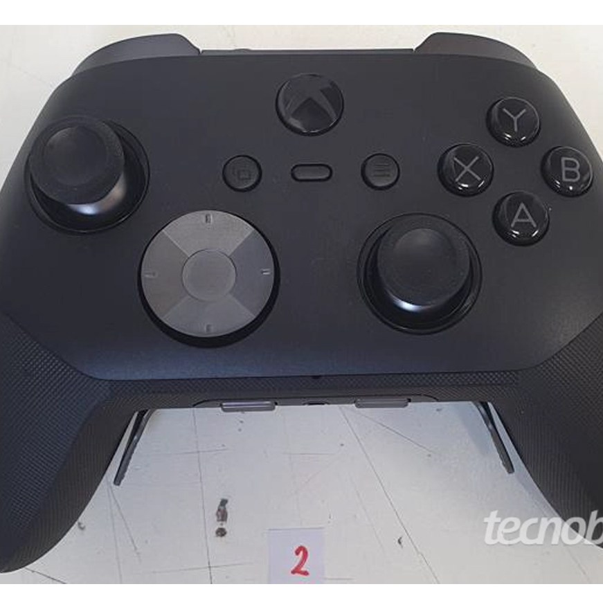 Leaked images reveal Xbox Elite 3 controller with mysterious new buttons
